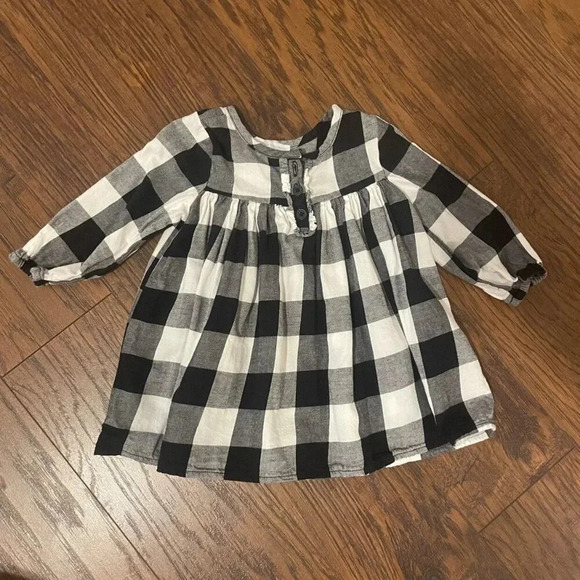 6-9 Months Children's Place Black & White Buffalo Plaid Shirt Dress, Fit & Flare - Picture 1 of 3